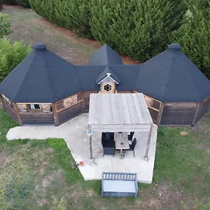  Chalet Atypique Lola Type Kota Location En
